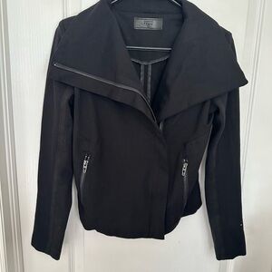 🦋NWOT Blank NYC Black Zippered Jacket
